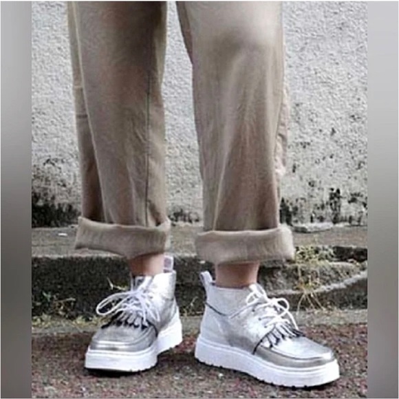 🌟HOST PICK🌟Dr Doc Martens Metallic Jemima Boot Size 5L - Picture 2 of 11